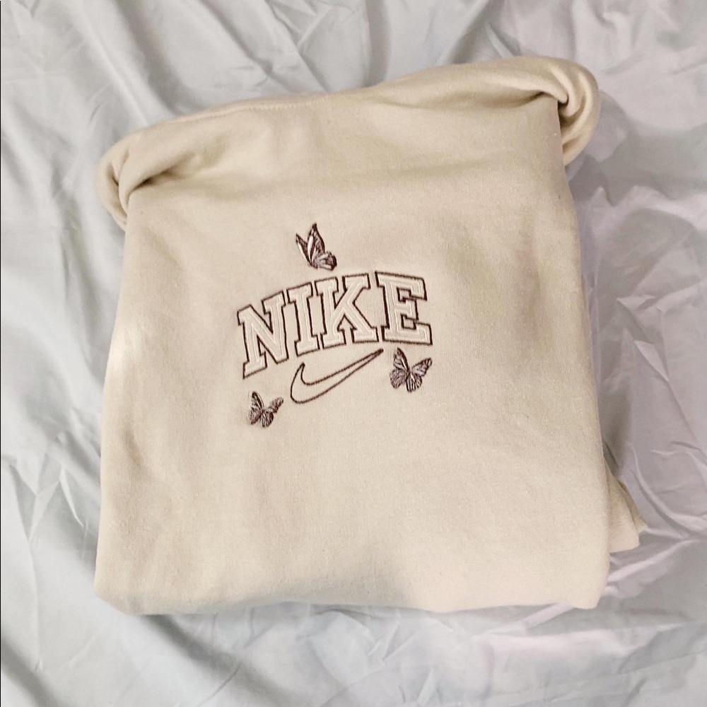 butterfly hoodie - Picture 1 of 3